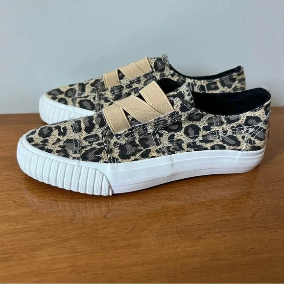Blowfish Leopard Print Slip On  Shoes | Size 12 - Picture 4 of 7